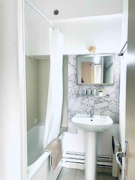 Cosy In The Center Of Apartment Fontainebleau